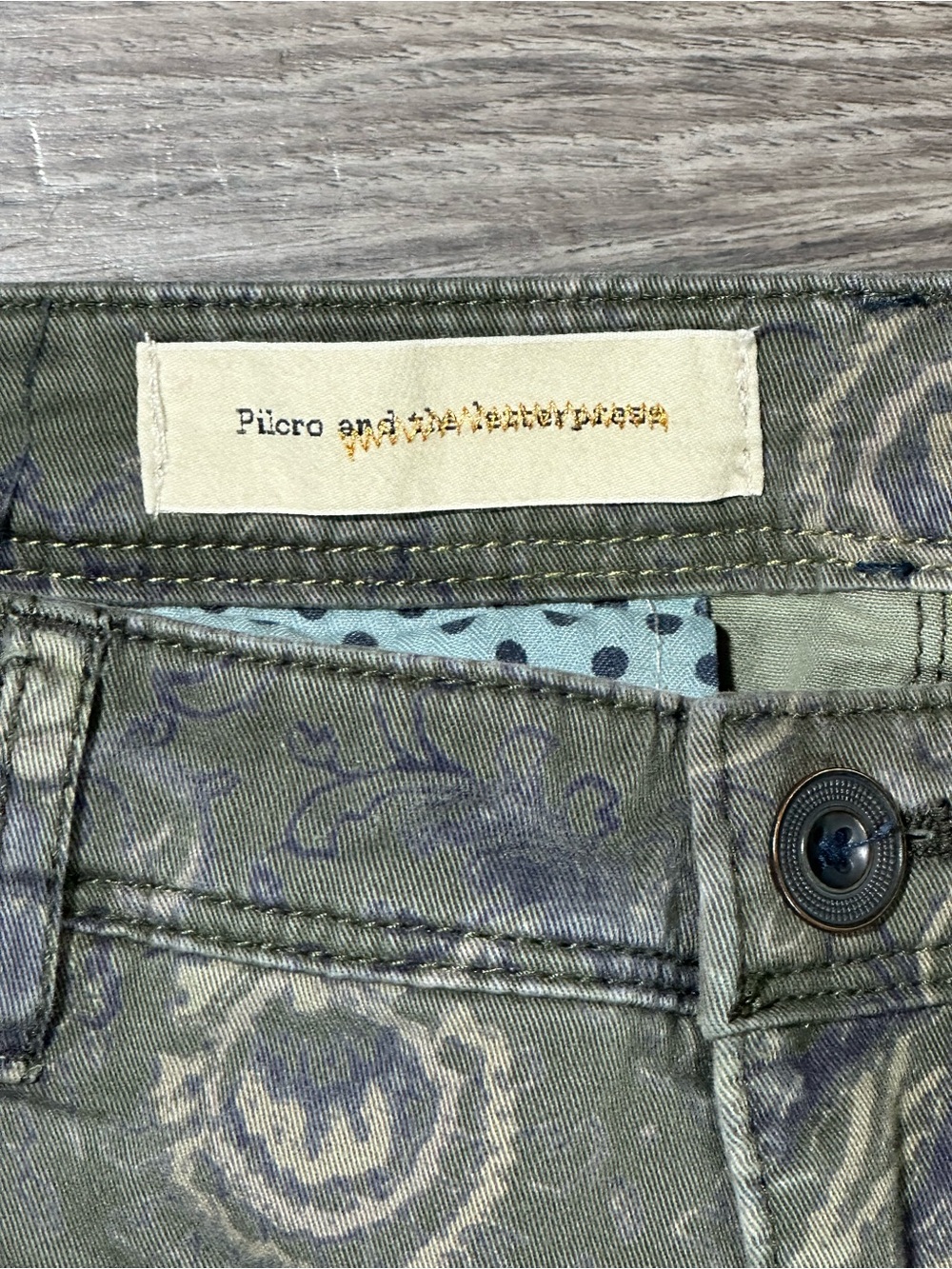 ANTHROPOLOGIE PILCRO & THE LETTERPRESS Olive Green Paisley HYPHEN Chino Pants 26 - Picture 7 of 15